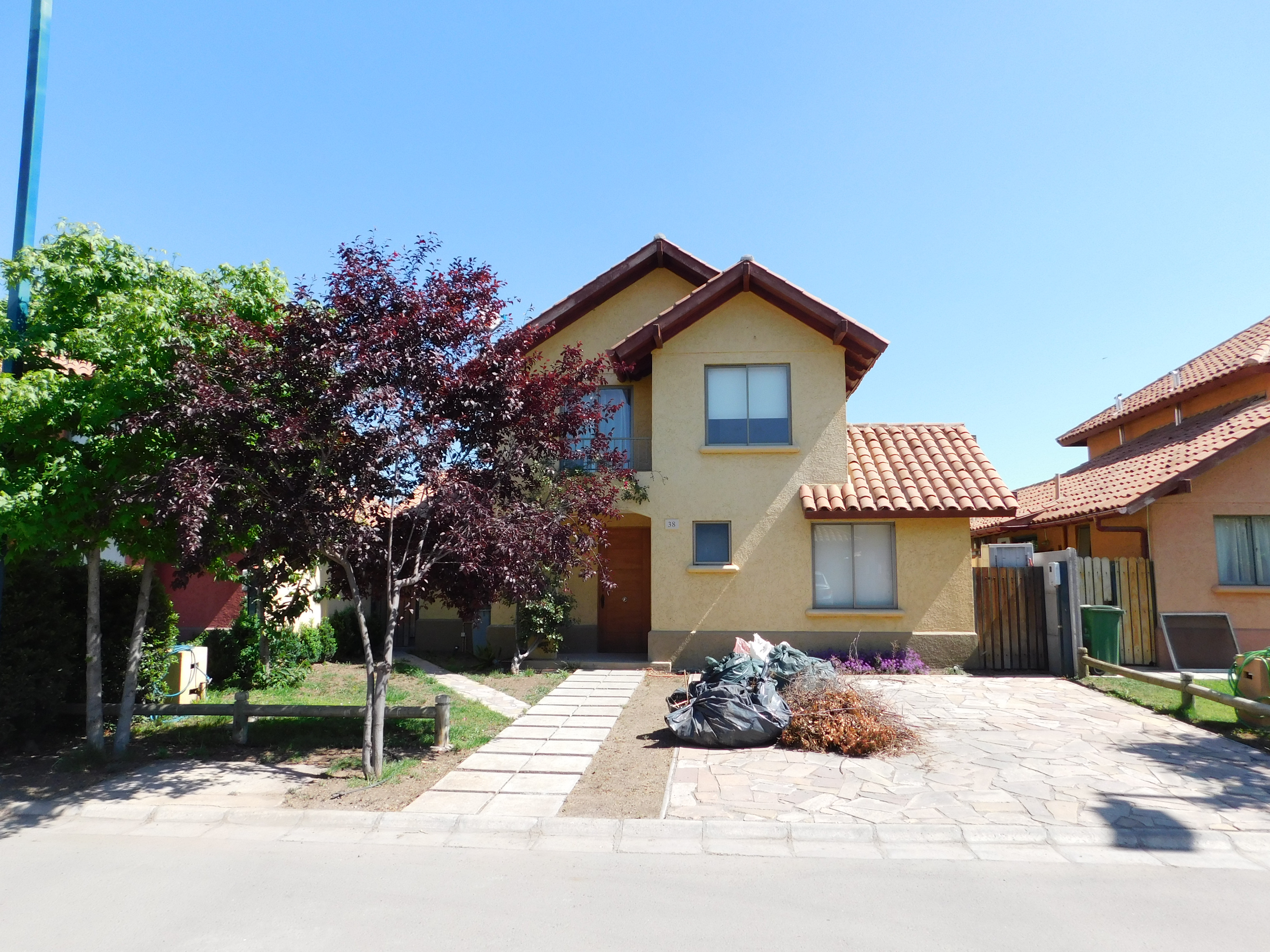 ARRIENDO AYRES DE CHICUREO